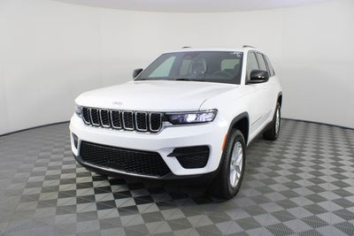 2026 Jeep Grand Cherokee Laredo