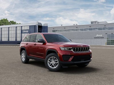 2026 Jeep Grand Cherokee Laredo