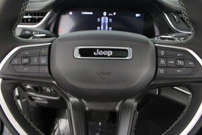 2027 Jeep Grand Cherokee Laredo X