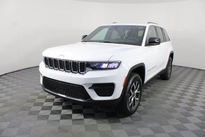 2027 Jeep Grand Cherokee Laredo X