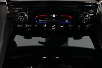 2027 Jeep Grand Cherokee Laredo