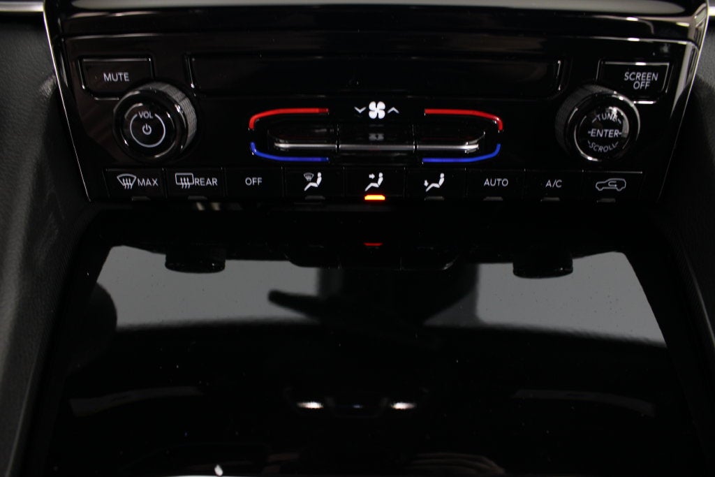 2027 Jeep Grand Cherokee Laredo