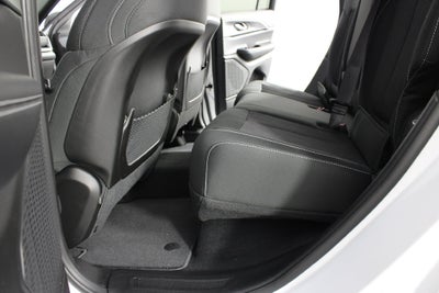 2027 Jeep Grand Cherokee Laredo