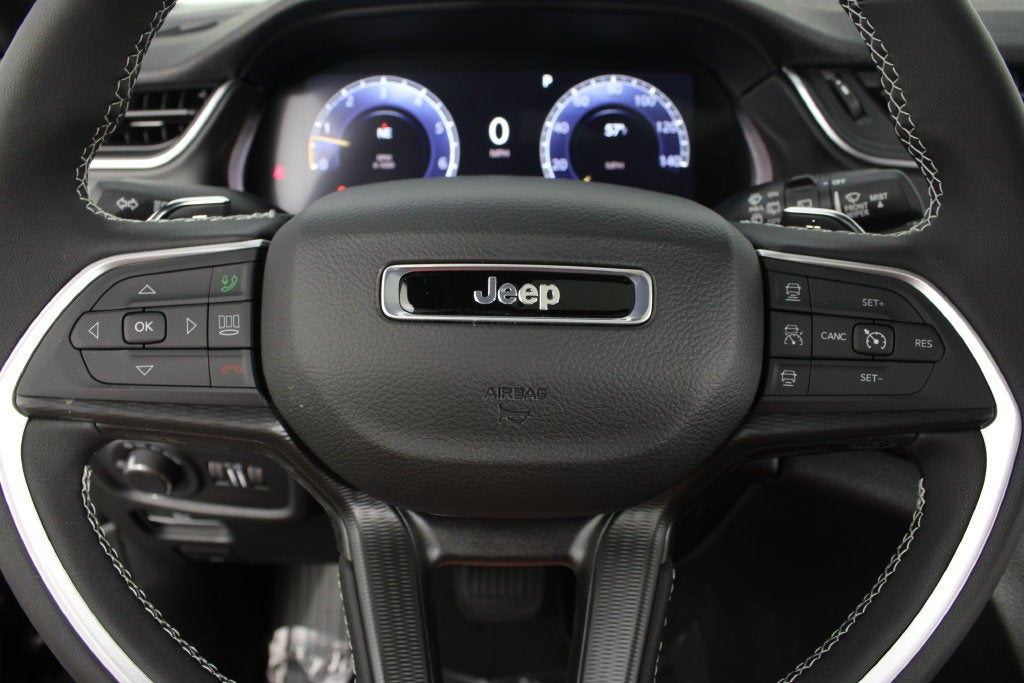 2027 Jeep Grand Cherokee Laredo X