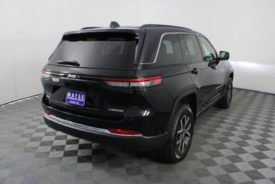 2027 Jeep Grand Cherokee Laredo X