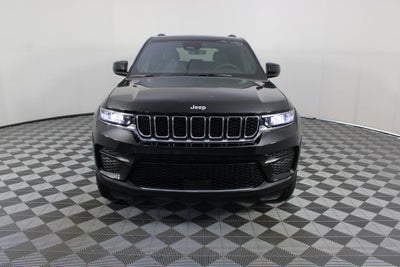 2027 Jeep Grand Cherokee Laredo X