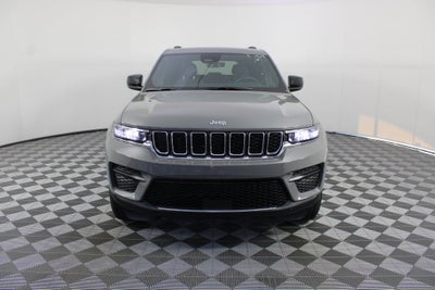 2027 Jeep Grand Cherokee Laredo X