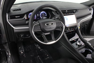 2027 Jeep Grand Cherokee Laredo X