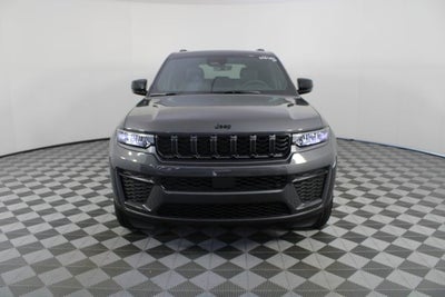 2026 Jeep Grand Cherokee Laredo