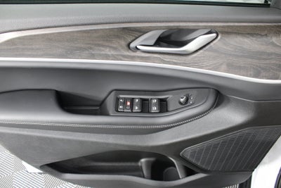 2027 Jeep Grand Cherokee Laredo Altitude