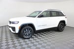 2027 Jeep Grand Cherokee Laredo Altitude