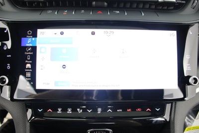2027 Jeep Grand Cherokee Laredo Altitude