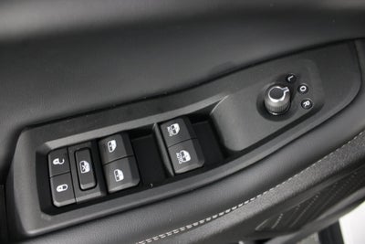 2027 Jeep Grand Cherokee Laredo Altitude