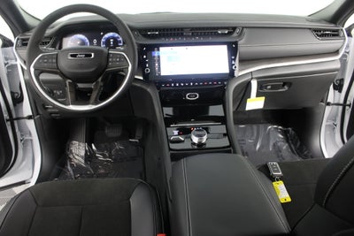 2027 Jeep Grand Cherokee Laredo Altitude