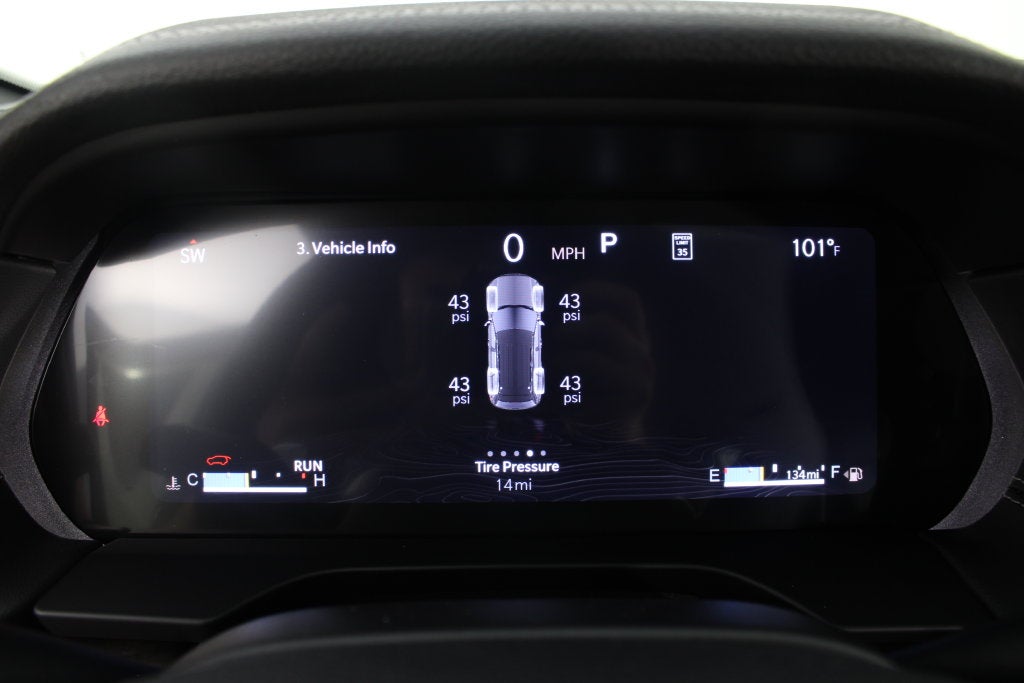2027 Jeep Grand Cherokee Laredo Altitude