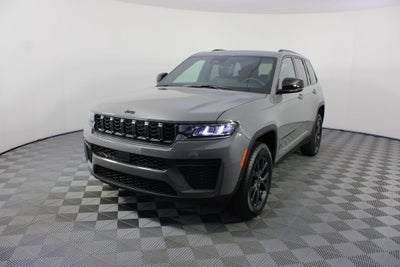 2027 Jeep Grand Cherokee Laredo Altitude