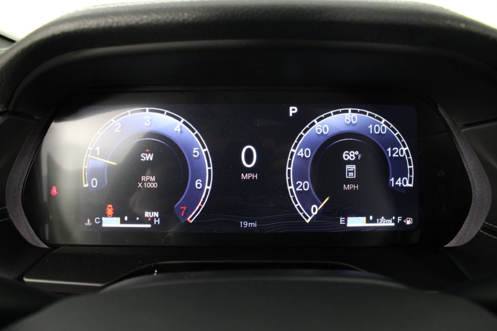 2027 Jeep Grand Cherokee Laredo Altitude