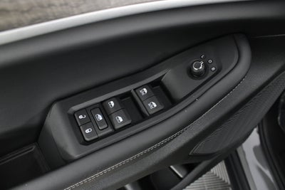 2027 Jeep Grand Cherokee Laredo Altitude