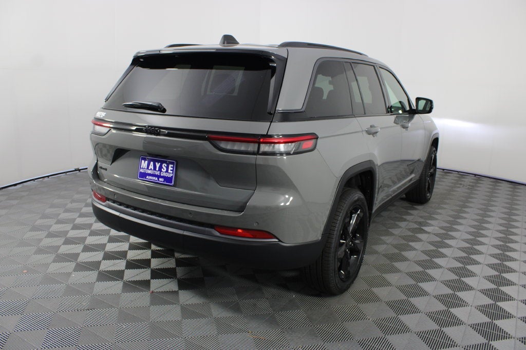 2027 Jeep Grand Cherokee Limited