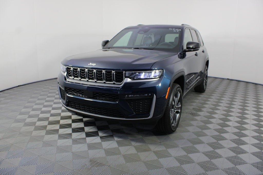 2027 Jeep Grand Cherokee Limited