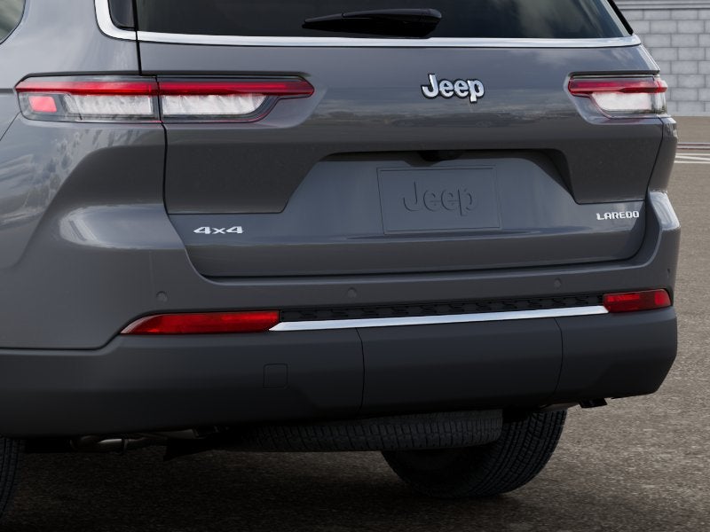 2027 Jeep Grand Cherokee L Laredo