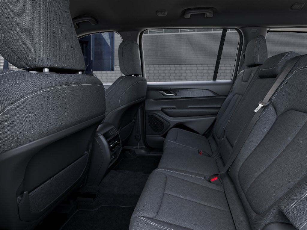 2027 Jeep Grand Cherokee L Laredo