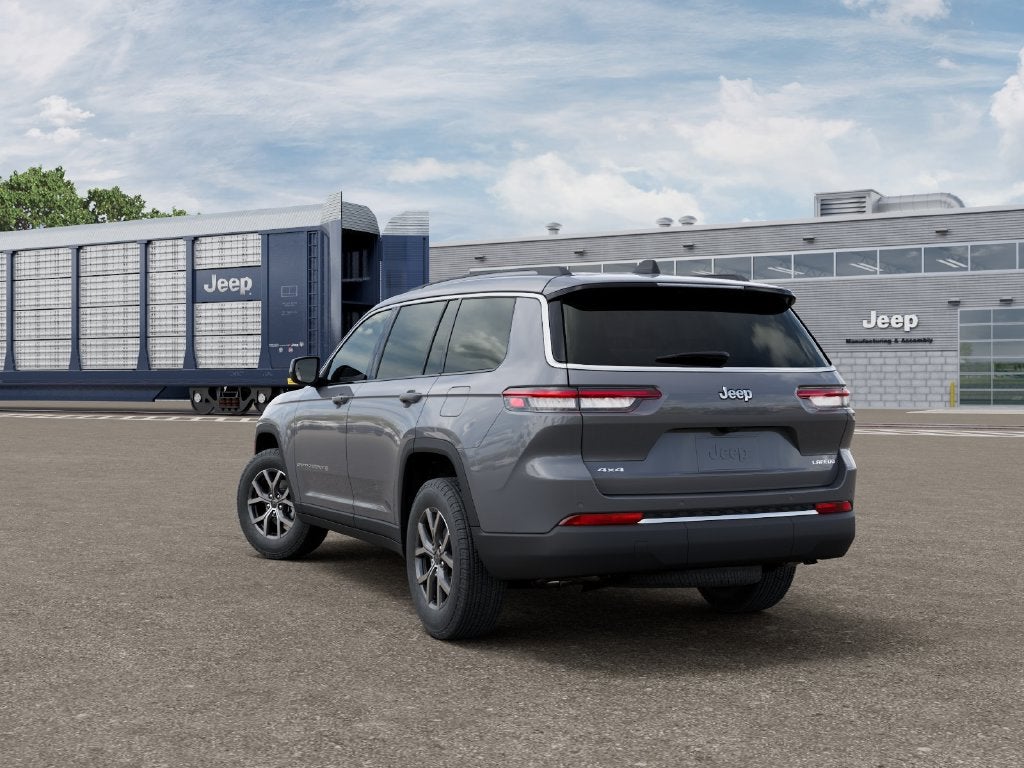 2027 Jeep Grand Cherokee L Laredo