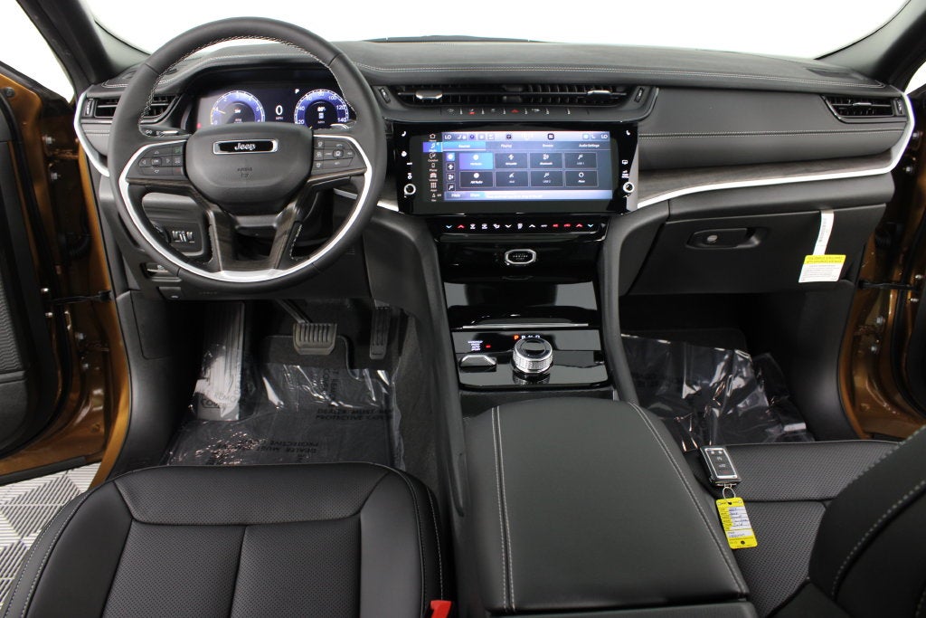2027 Jeep Grand Cherokee L Limited