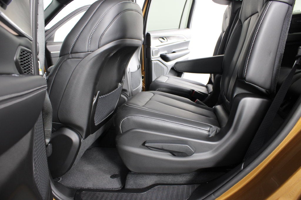 2027 Jeep Grand Cherokee L Limited
