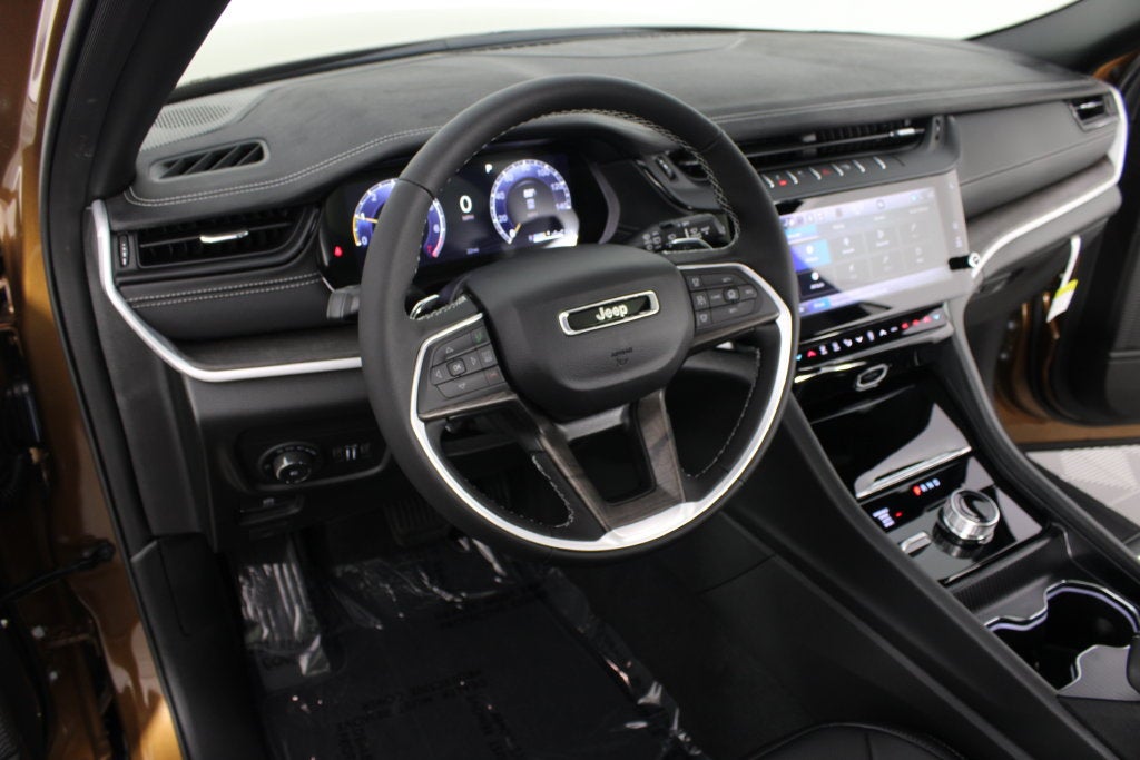 2027 Jeep Grand Cherokee L Limited