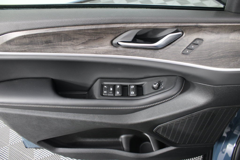 2027 Jeep Grand Cherokee L Limited