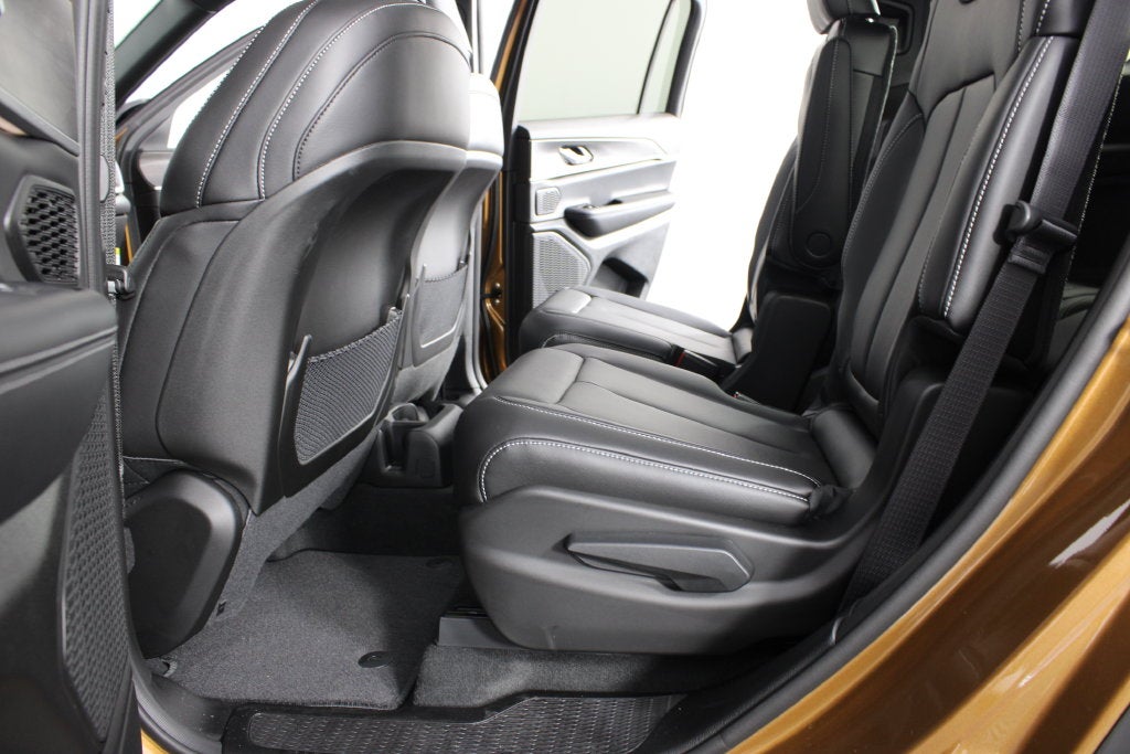 2027 Jeep Grand Cherokee L Limited