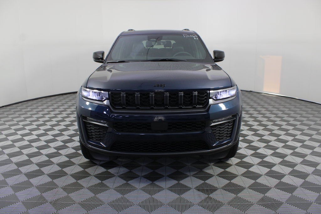 2027 Jeep Grand Cherokee L Limited