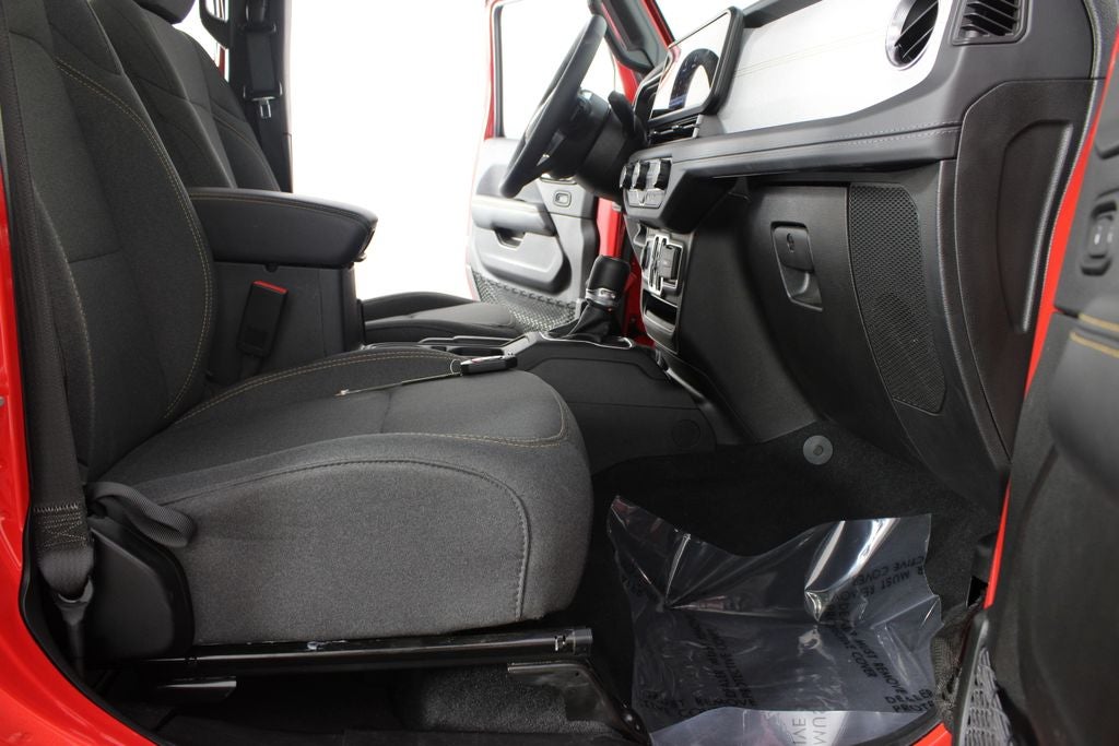 2025 Jeep Wrangler Sahara 4xe