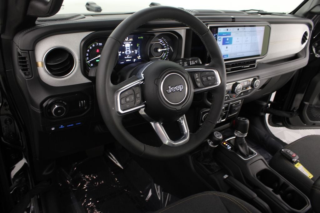 2025 Jeep Wrangler Sahara 4xe