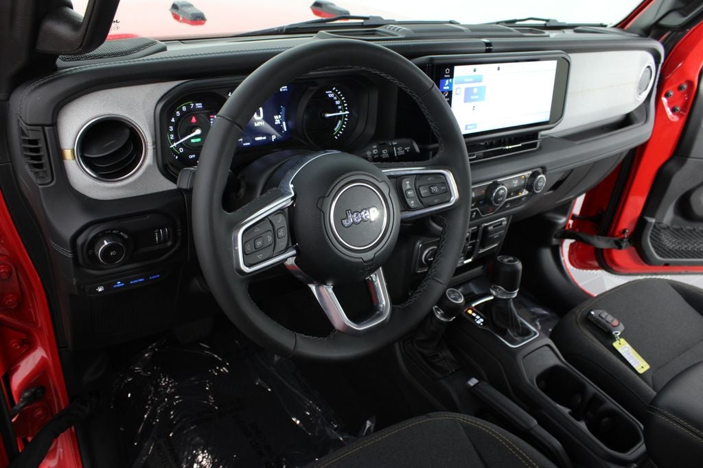 2025 Jeep Wrangler Sahara 4xe