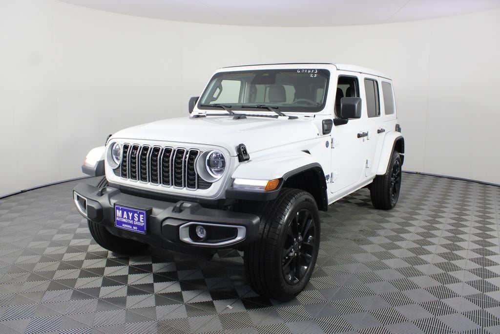 2025 Jeep Wrangler Sahara 4xe