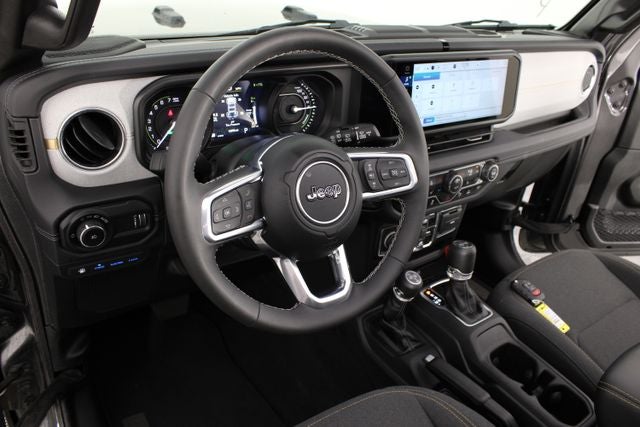 2025 Jeep Wrangler Sahara 4xe