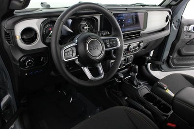 2025 Jeep Wrangler Sahara 4xe