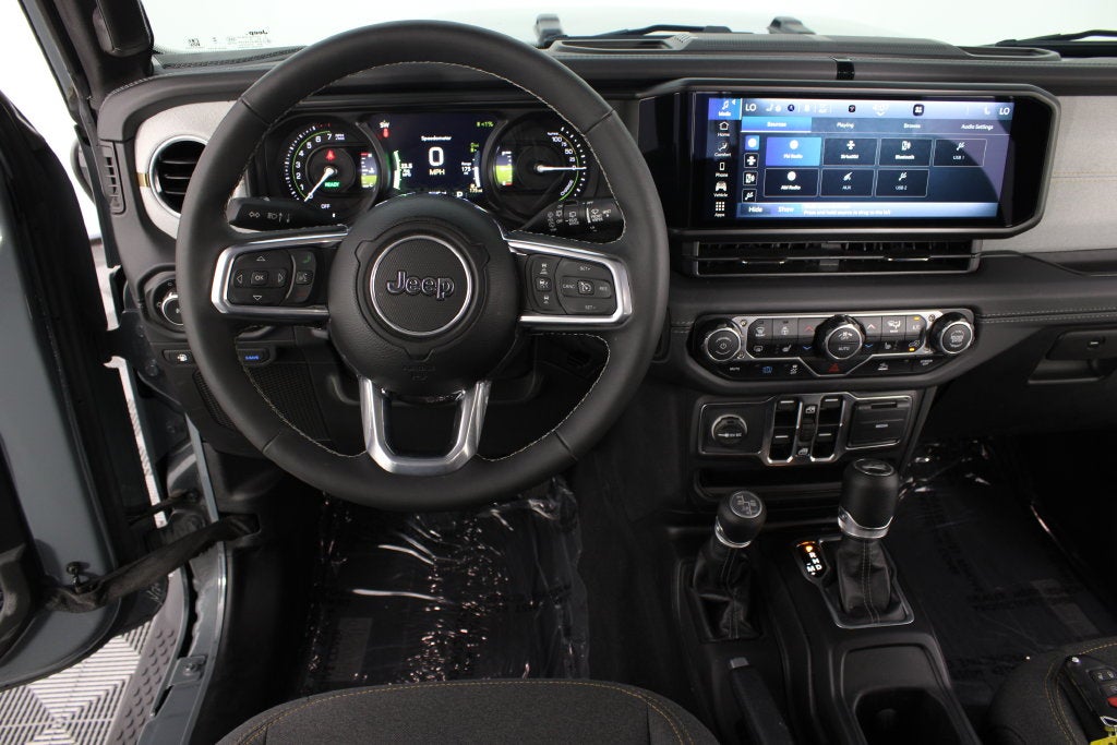 2025 Jeep Wrangler Sahara 4xe
