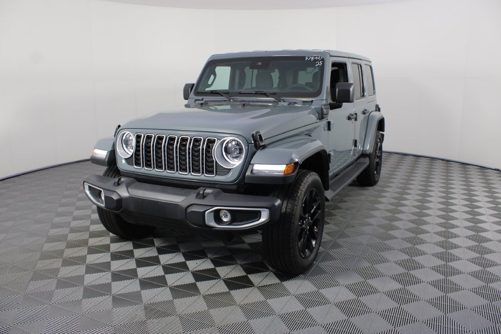 2025 Jeep Wrangler Sahara 4xe