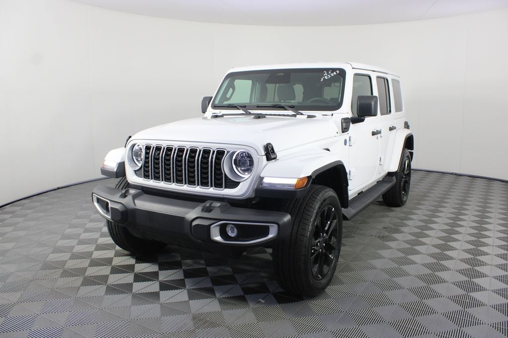 2025 Jeep Wrangler Sahara 4xe