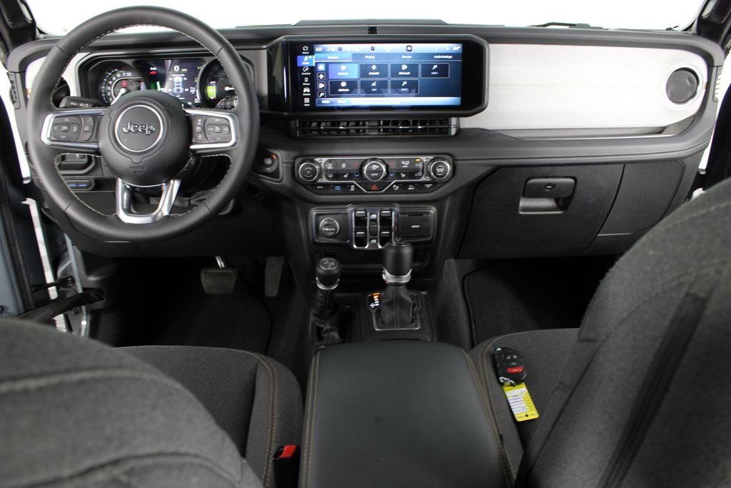2025 Jeep Wrangler Sahara 4xe