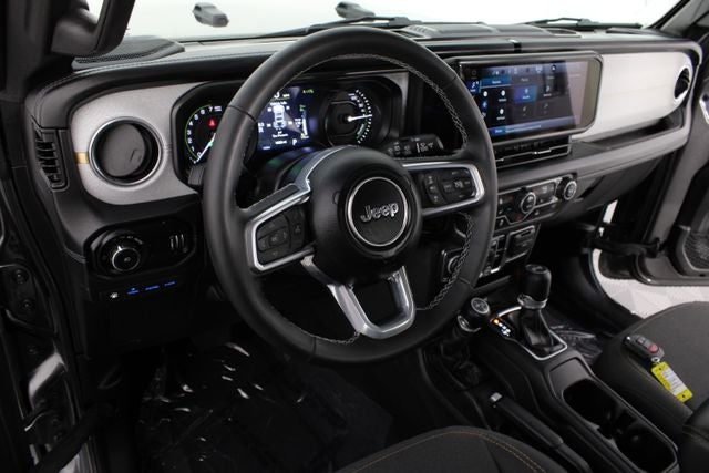 2025 Jeep Wrangler Sahara 4xe