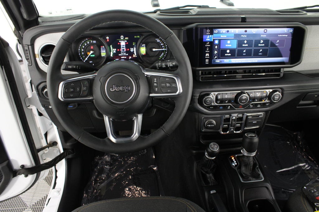 2025 Jeep Wrangler Sahara 4xe