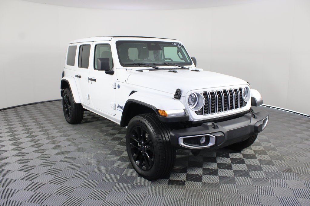 2025 Jeep Wrangler Sahara 4xe