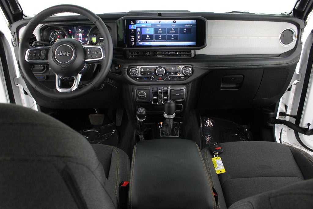 2025 Jeep Wrangler Sahara 4xe