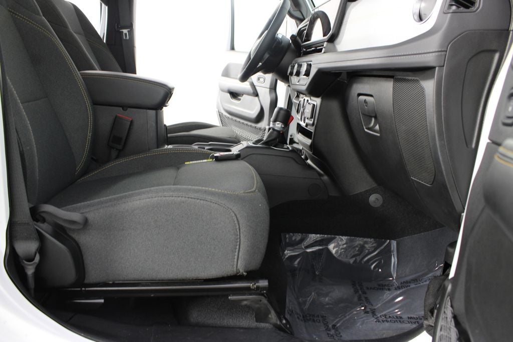2025 Jeep Wrangler Sahara 4xe