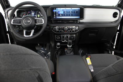 2025 Jeep Wrangler Sahara 4xe