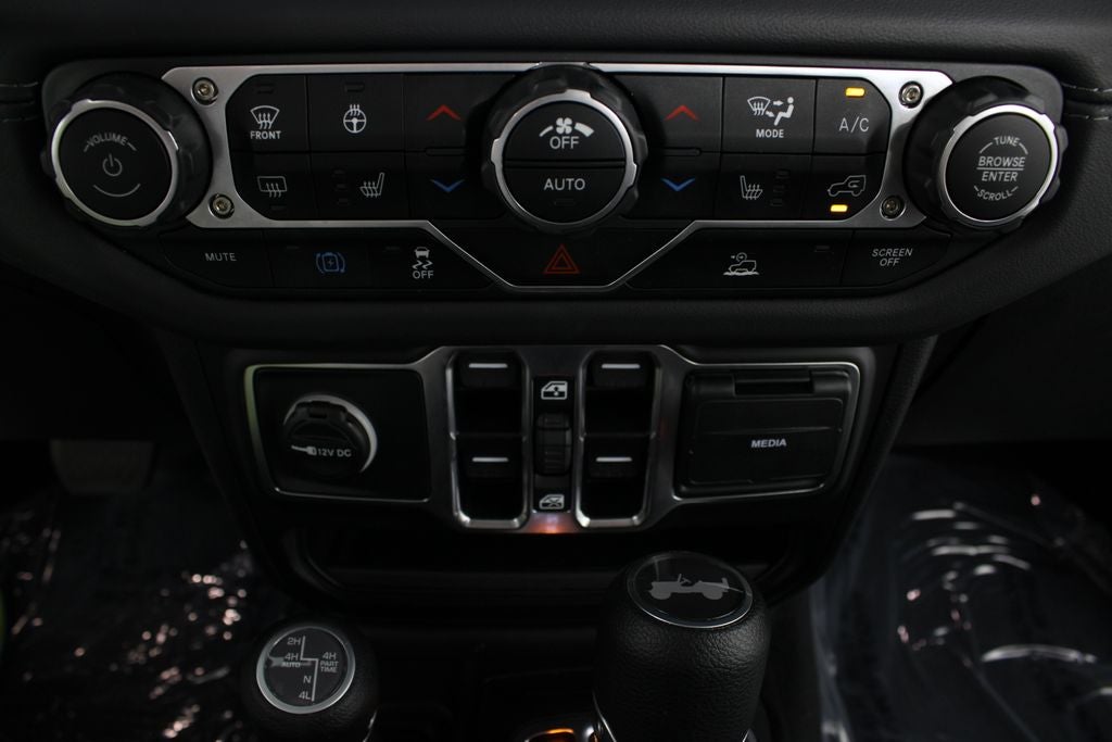 2025 Jeep Wrangler Sahara 4xe